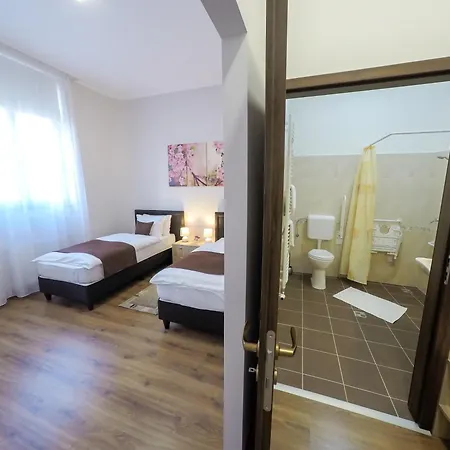 Szent Imre Panzió Bed and breakfast