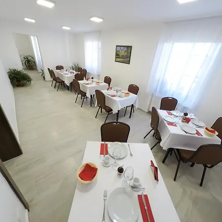 Szent Imre Panzio B&B