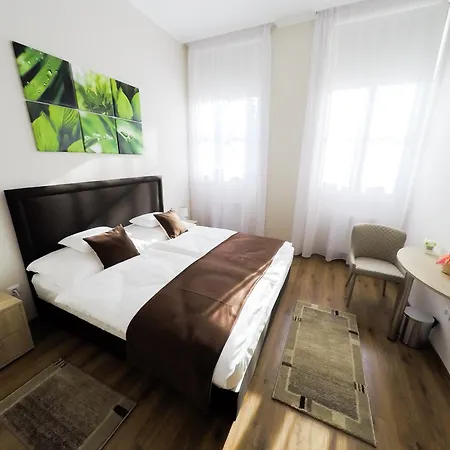 Bed and breakfast Szent Imre Panzió