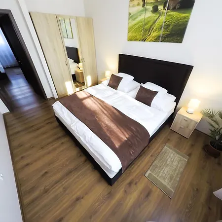 Szent Imre Panzió Bed and breakfast *